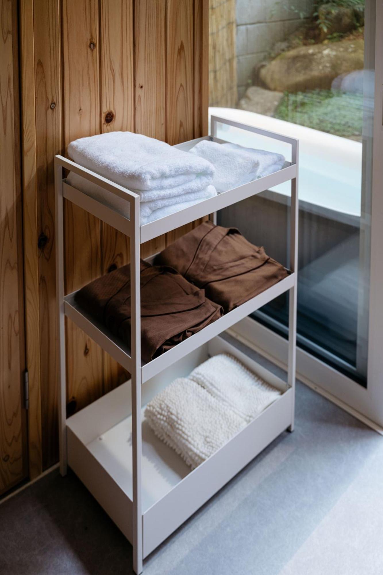 Guest House Hinata - Japanese House With Sauna And Open-Air Bath ทาคายาม่า ภายนอก รูปภาพ