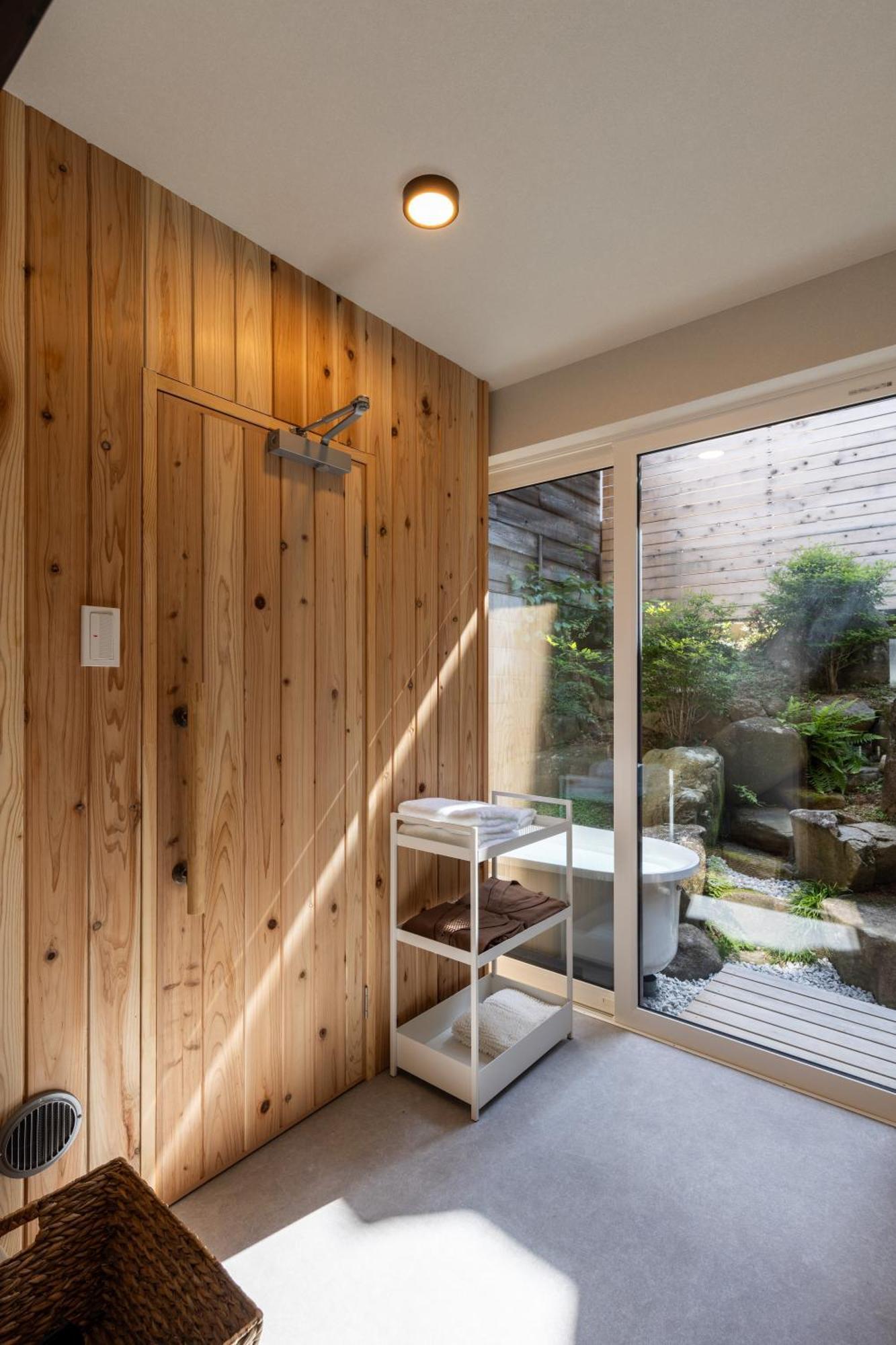 Guest House Hinata - Japanese House With Sauna And Open-Air Bath ทาคายาม่า ภายนอก รูปภาพ