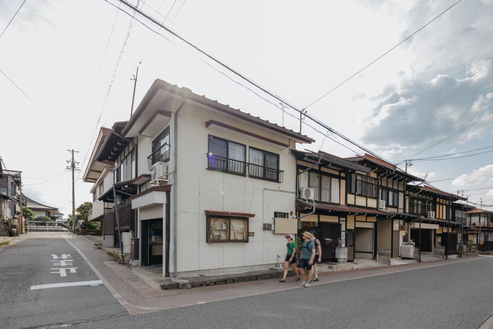 Guest House Hinata - Japanese House With Sauna And Open-Air Bath ทาคายาม่า ภายนอก รูปภาพ