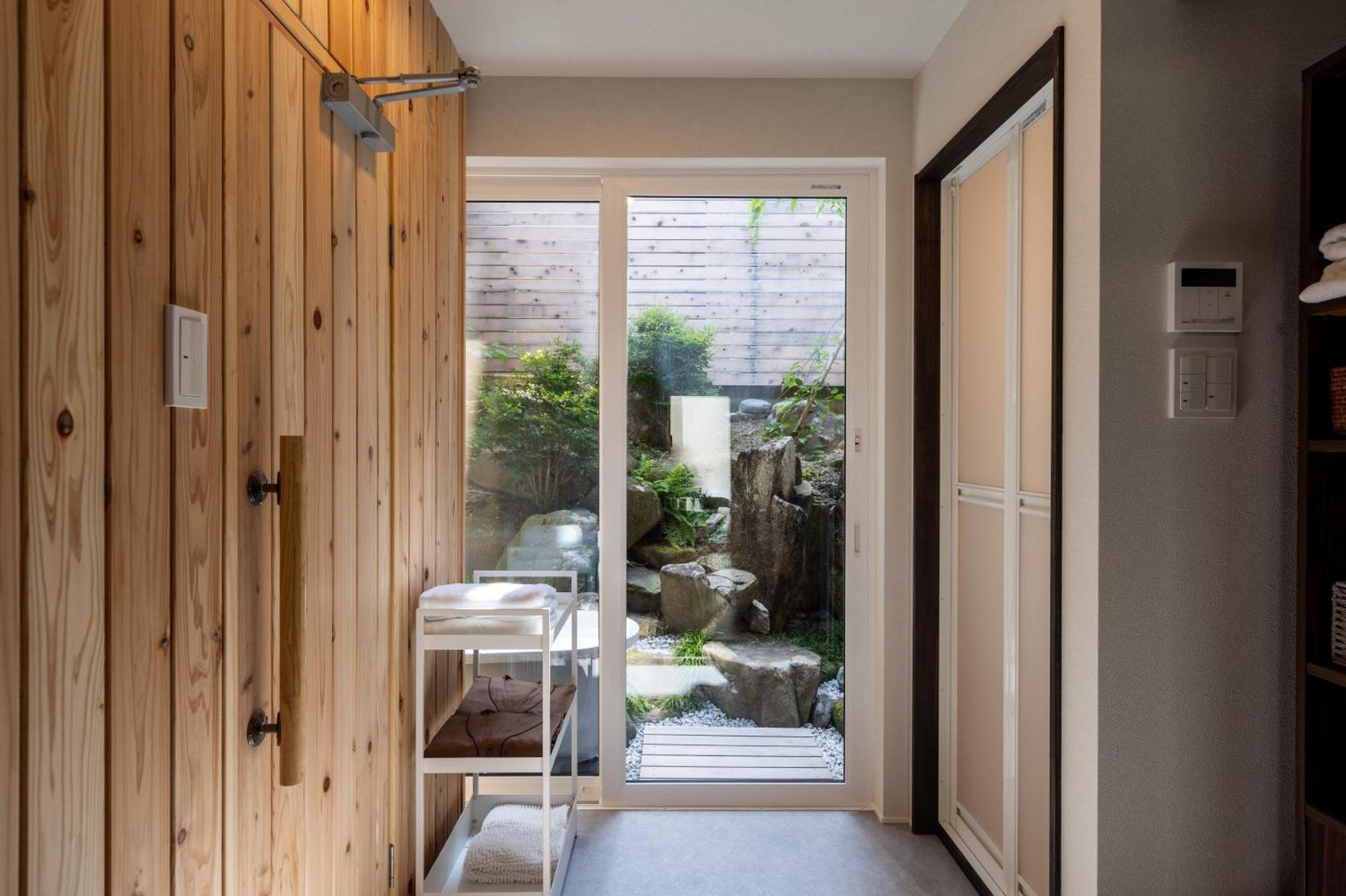 Guest House Hinata - Japanese House With Sauna And Open-Air Bath ทาคายาม่า ภายนอก รูปภาพ